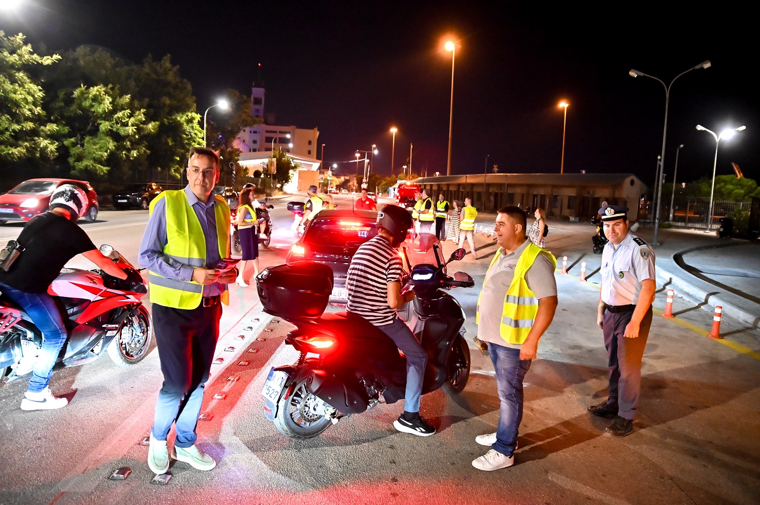 Η δράση της εκστρατείας «Drive Safe Achai» από ο Επιμελητήριο ΦΩΤΟ 15 Η δράση της εκστρατείας «Drive Safe Achai» από ο Επιμελητήριο ΦΩΤΟ