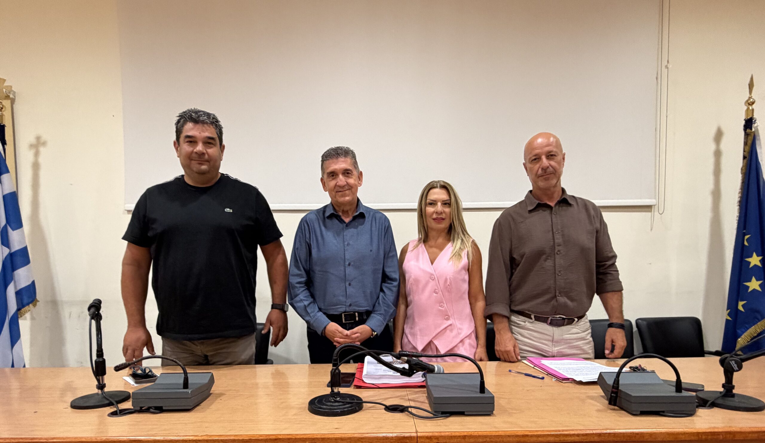 Τέσσερα μέλη του ΔΣ, συμπεριλαμβανομένης της Πηνελόπης Παναγιωτοπ…
