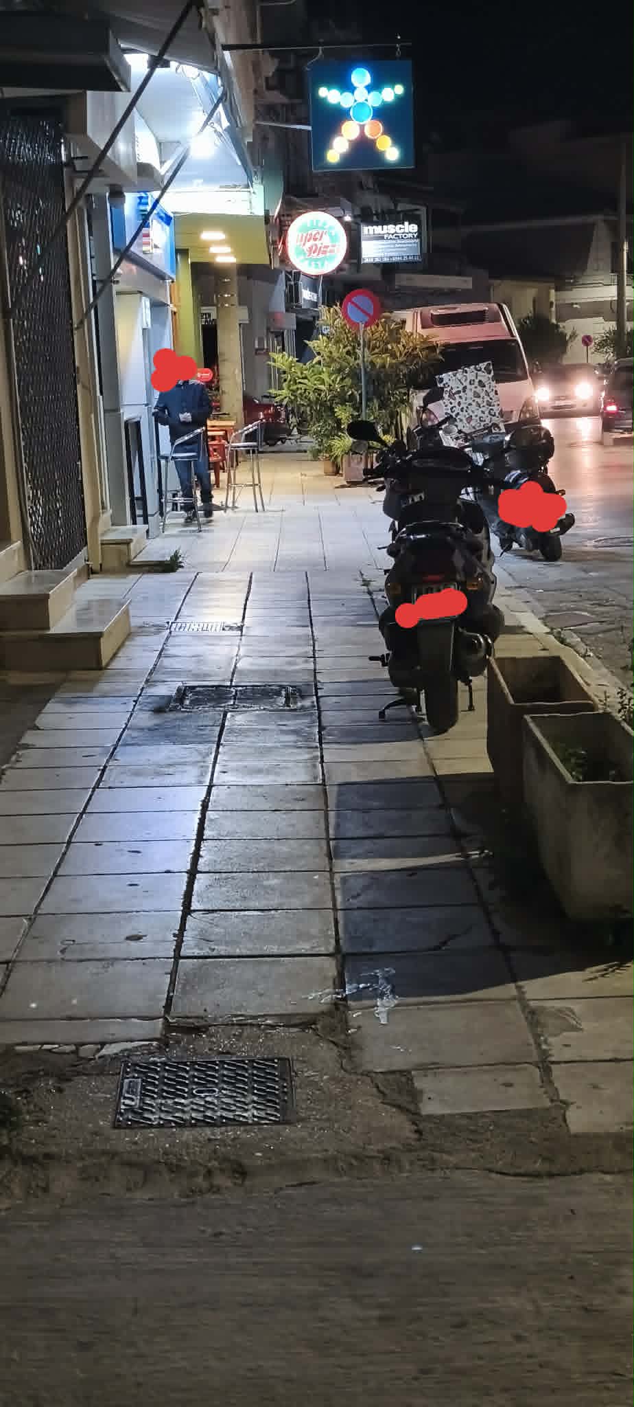 Πάτρα: Πεζοδρόμια...απροσπέλαστα από παρκαρισμένα μηχανάκια - Η νέα κανονικότητα των Αναπλάσεων - Ο Διοικητής της Τροχαίας στο Patrapress ΦΩΤΟ