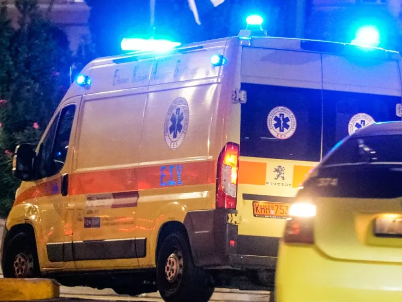 Παλαιό Φάληρο: Σύγκρουση τραμ με τρίκυκλο - Τραυματίστηκε 9χρονο κοριτσάκι 1 Παλαιό Φάληρο: Σύγκρουση τραμ με τρίκυκλο - Τραυματίστηκε 9χρονο κοριτσάκι