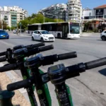 Πατίνια: Προς απαγόρευση σε δρόμους με όριο άνω των 50 χλμ/ώρα