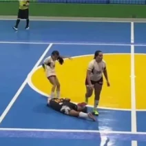 Παίκτρια Futsal σε αγώνα