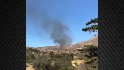 Φωτιά στην Πάρο: Σηκώθηκαν 3 εναέρια, 112 για εκκενώσεις ΒΙΝΤΕΟ