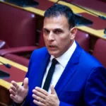 Καραμέρος: Παραιτήθηκε από βουλευτής του ΣΥΡΙΖΑ, με στήριξη στον Τσίπρα