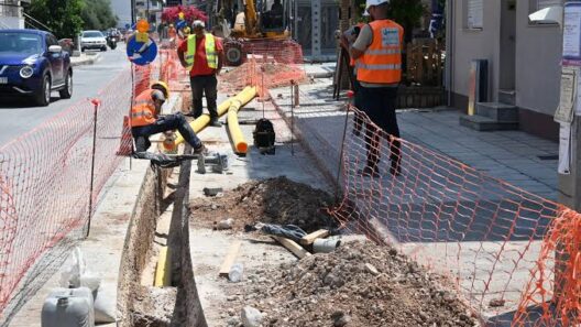 Κρήνη: Διακοπή κυκλοφορίας σε κεντρικό δρόμο 13 Κρήνη: Διακοπή κυκλοφορίας σε κεντρικό δρόμο