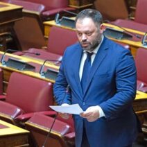 Αχαΐα: «Πάγωσε» την Βουλή ο Σπύρος Τσιρώνης ζητώντας να «περνούν από ψυχίατρο οι βουλευτές» ΒΙΝΤΕΟ