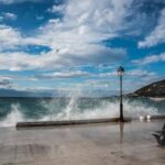 Αχαΐα: Αίθριος καιρός με ενισχυμένους ανέμους και υψηλές θερμοκρασίες