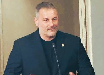 «Θα υπηρετήσω με συνέπεια, αμεροληψία και διαφάνεια» 1 «Θα υπηρετήσω με συνέπεια, αμεροληψία και διαφάνεια»