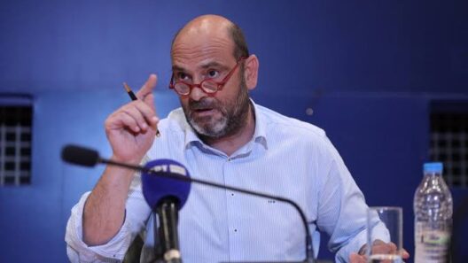 Αχαΐα: Γνωστή γιατρός της Πάτρας «ξεγύμνωσε» τον υφυπουργό Ιάσωνα Φωτήλα για την πολιτιστική του πολιτική