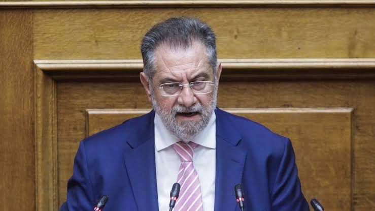 «Στα παλαιότερα των υποδημάτων τους»