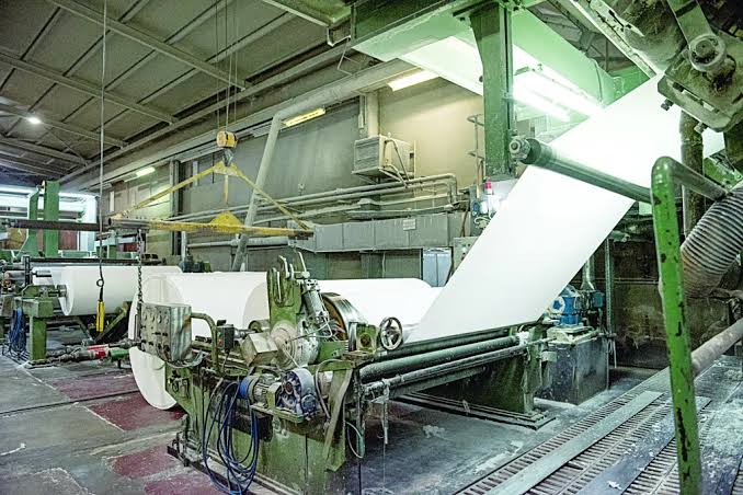 Πάτρα: Πενήντα οικογένειες στα όρια της εξαθλίωσης στην «Πατραϊκή Χαρτοποιία»
