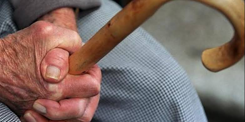 Πάτρα: Άμεση Δράση - Από μια φωνή πανικού μέχρι έναν άνθρωπο σε κίνδυνο - Η αθέατη πλευρά του 100 στο Patrapress 9 Πάτρα: Άμεση Δράση - Από μια φωνή πανικού μέχρι έναν άνθρωπο σε κίνδυνο - Η αθέατη πλευρά του 100 στο Patrapress