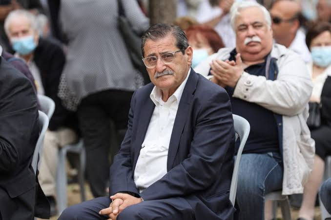 «Για τον γυρολόγο κ. Ψωμά και την παρέα του»