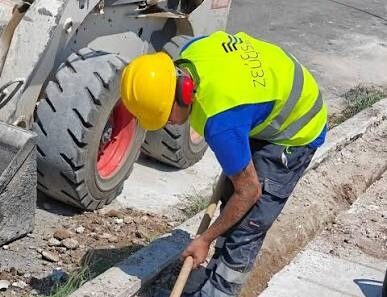 Πάτρα: Εργατικό ατύχημα, μετά από έκρηξη σε τοποθέτηση οπτικών ινών 13 Πάτρα: Εργατικό ατύχημα, μετά από έκρηξη σε τοποθέτηση οπτικών ινών