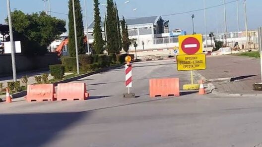 Πάτρα: Μπέρδεμα για οδηγούς, με φανάρια και πινακίδες έργων, στην Ακτή Δυμαίων, μΦΩΤΟ