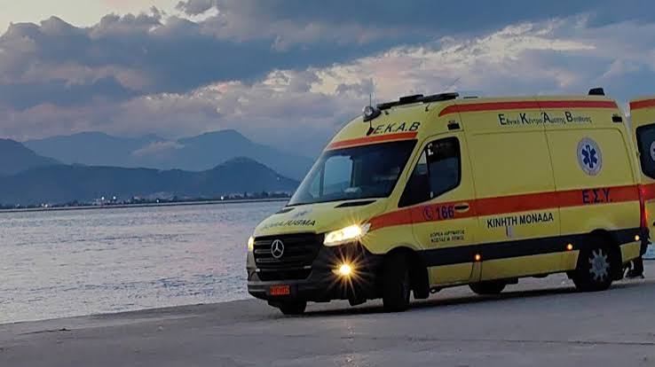 Χανιά: Τουρίστρια είπε ότι θ’ αυτοκτονήσει κι έκοβε βόλτες αναστατώνοντας το ΕΚΑΒ