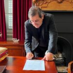 Πάτρα: Ψεύτικο προφίλ του δημάρχου Κώστα Πελετίδη, ενώ δεν διατηρεί κανένα προσωπικό λογαριασμό