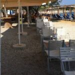 Ζαχάρω: Συνελήφθη ιδιοκτήτης κινητής καντίνας για ομπρέλες και ξαπλώστρες