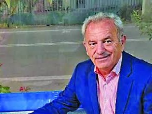 «Όταν μια Δημοτική Αρχή παίζει με την νοημοσύνη μας» 12 «Όταν μια Δημοτική Αρχή παίζει με την νοημοσύνη μας»