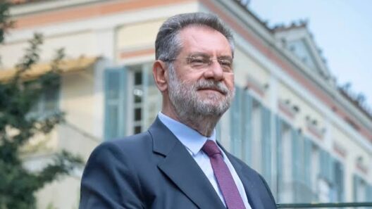 «Εγκατάλειψη του διατηρητέου κτιρίου της παλιάς Νομαρχίας Αχαΐας» 36 Εγκαταλείπει το κτίριο της Νομαρχίας Αχαΐας