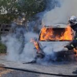Πάτρα: Στις φλόγες σταθμευμένο αυτοκίνητο προκαλώντας αναστάτωση