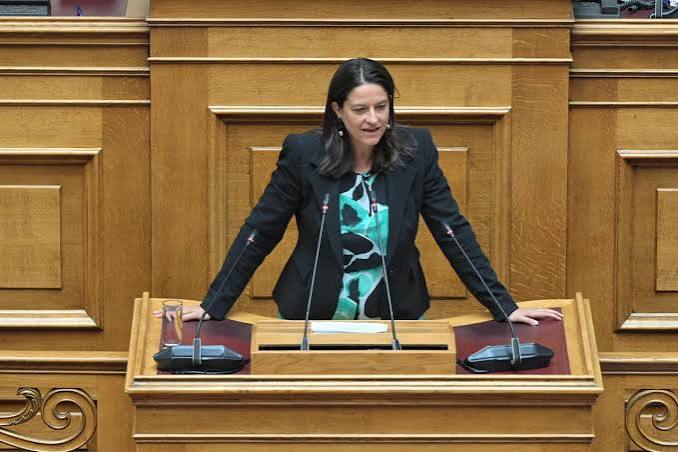 Συντάξεις στη Βουλη