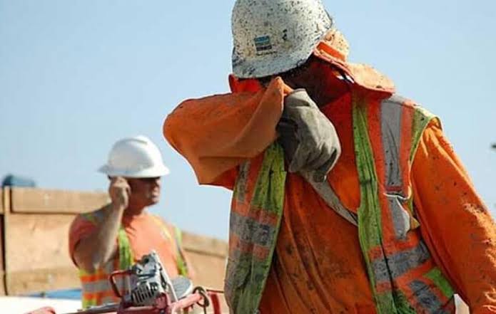 Αχαΐα: Καύσωνας «φωτιά» – Αγωνία για εργαζόμενους σε 40άρια - Οδηγίες που σώζουν ζωές στο Patrapress