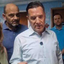 Πατρα: Η «Νέα Αριστερά» κατά Αδωνι για «έωλες» υποσχέσεις στο Καραμνδάνειο 2 Πάτρα: Η Νέα Αριστερά Αχαΐας για έωλες υποσχέσεις στο Καραμανδάνει…