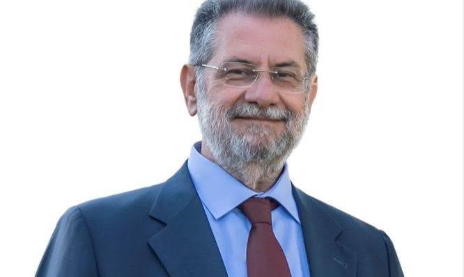 Η μεσίτρια των μνημείων μας και της πολιτικής μας