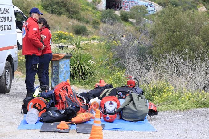 Βόνητσα: Επιχείρηση ανάσυρσης ορειβατή χώρας τις αισθήσεων