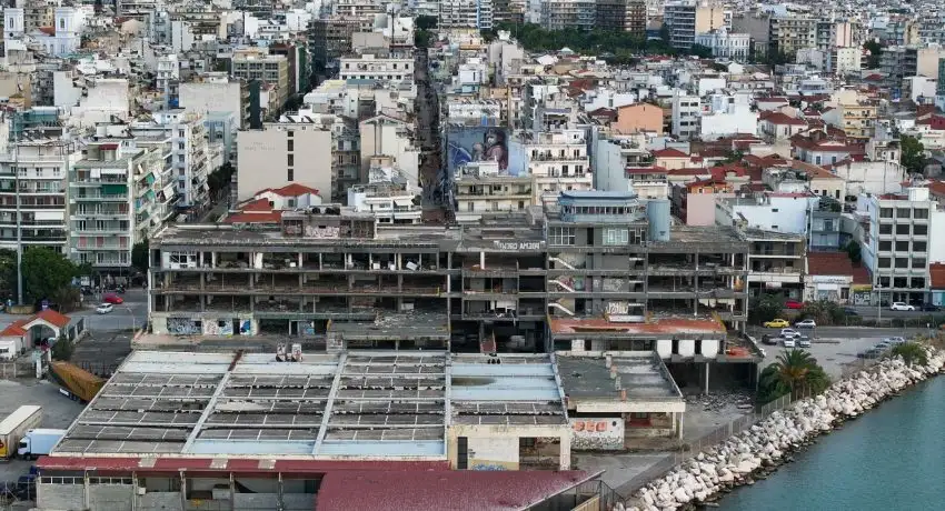 Πάτρα: Στην τελική ευθεία η τύχη του κτιρίου «φάντασμα» στο παλιό Λιμάνι - Κατεδάφιση ή επανέλεγχος; - Δήμος, Μηχανικοί, Αρχιτέκτονες στο Patrapress 7 Πάτρα: Στην τελική ευθεία η τύχη του κτιρίου «φάντασμα» στο παλιό Λιμάνι - Κατεδάφιση ή επανέλεγχος; - Δήμος, Μηχανικοί, Αρχιτέκτονες στο Patrapress