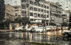 Αχαρνές: Κακοκαιρία με βροχές και καταιγίδες