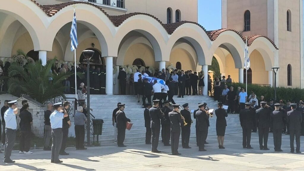 Αγρίνια: Σπαρακτική αντίο στον 27χρονο Κωνσταντίνο Λαϊμοδέτη