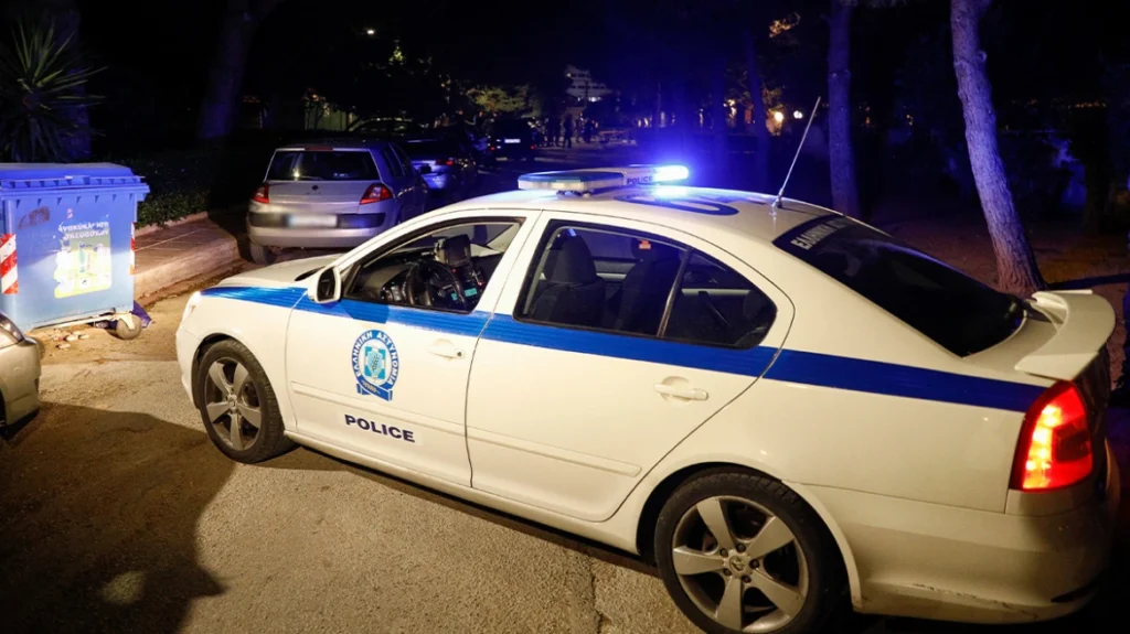 Λαμία: Άγρια επίθεση με μπουκάλι σε ιδιοκτήτρια μίνι μάρκετ για μια θέση πάρκινγκ