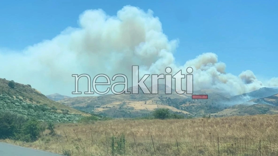 Ηράκλειο: Φωτιά στο Μελιδοχώρι - 112 για εκκένωση ΒΙΝΤΕΟ 1 Ηράκλειο: Φωτιά στο Μελιδοχώρι - 112 για εκκένωση ΒΙΝΤΕΟ