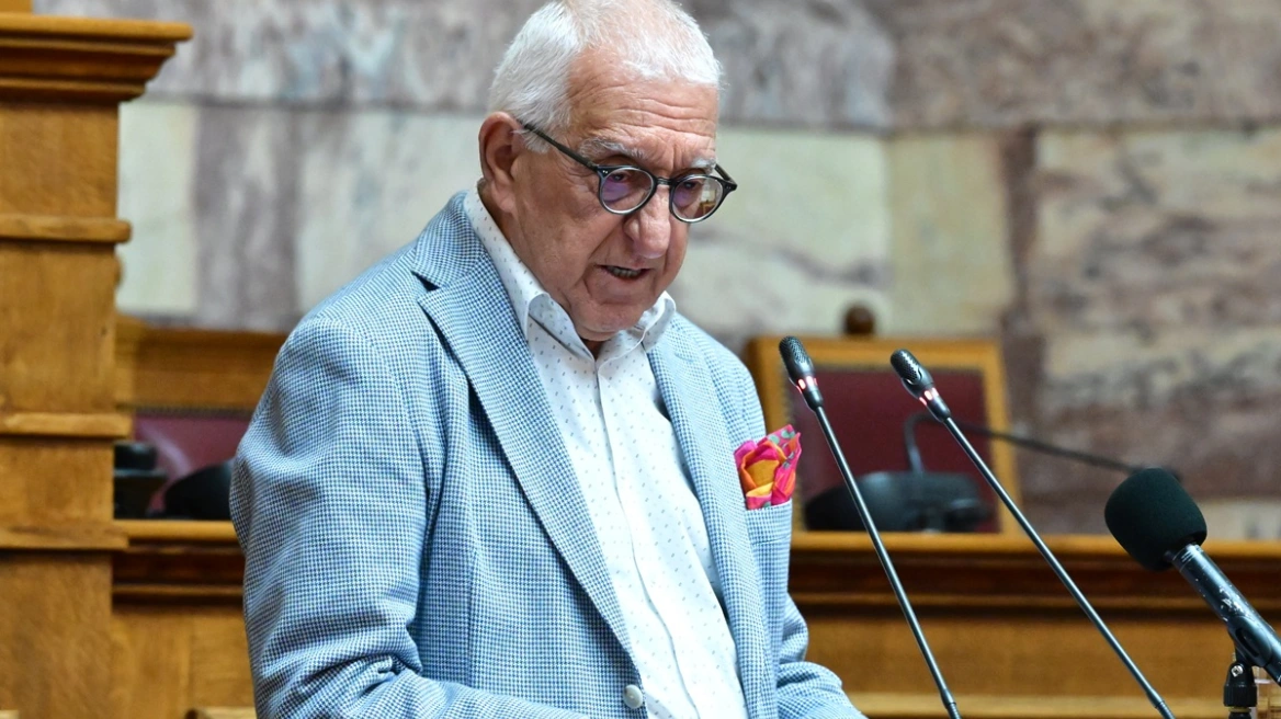 Ο Νικήτας Κακλαμά니스 μιλά για προώρες εκλογές