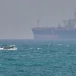 Ιράν: Εκλεισε το Στενό του Ορμούζ, με νέα πλήγματα απάντησε η Αμερική