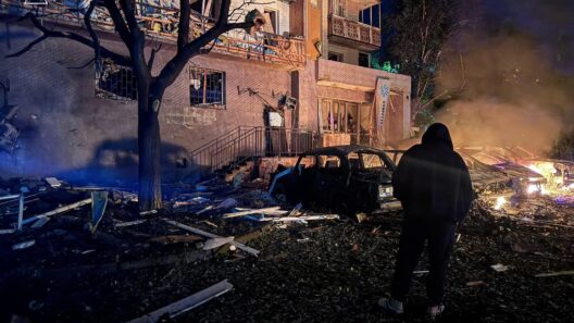 Ουκρανία: Εφιαλτική νύχτα με 40 ρωσικούς πυραύλους και 120 drones ΦΩΤΟ - ΒΙΝΤΕΟ 12 Επιδρομή με drones στην Ουκρανία