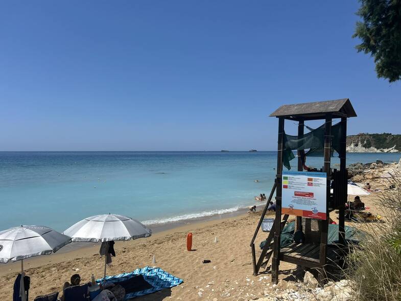 Η Πατρινή ναυαγοσώστρια που έγινε ο «φύλακας άγγελος» για 7 λουόμενους 5 Η Πατρινή ναυαγοσώστρια που έγινε ο «φύλακας άγγελος» για 7 λουόμενους