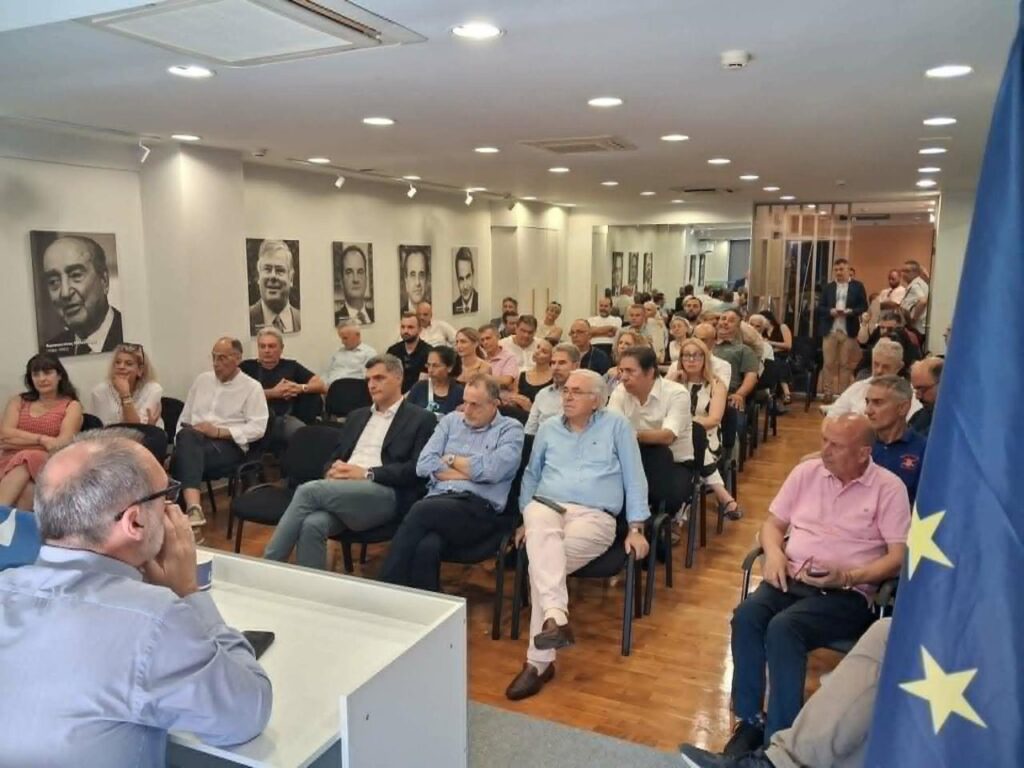 Πάτρα: Διάλογος με φορείς από τον υφυπουργό Ιωάννη Μπούγα, για «δικαιοσύνη στην πράξη» ΦΩΤΟΡΕΠΟΡΤΑΖ 28 Πάτρα: Διάλογος με φορείς από τον υφυπουργό Ιωάννη Μπούγα, για «δικαιοσύνη στην πράξη» ΦΩΤΟΡΕΠΟΡΤΑΖ