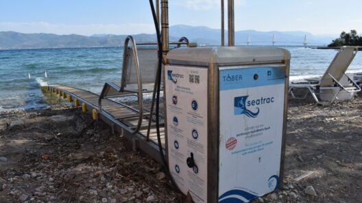Πάτρα: Μηχανήματα αυτόνομης πρόσβασης στη θάλασσα για άτομα με αναπηρία