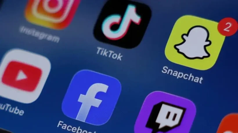 Γαλλία: Η πρώτη χώρα που απαγόρευσε τα social media σε παιδιά 4 Κοινωνικά μέσα