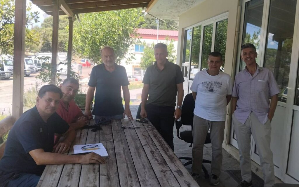 Πάτρα: Ο Ψωμάς στον ΧΥΤΑ Ξερόλακκας, με την εκτίμηση ότι δεν θα κλείσει ποτέ 5 Πάτρα: Ο Ψωμάς στον ΧΥΤΑ Ξερόλακκας, με την εκτίμηση ότι δεν θα κλείσει ποτέ