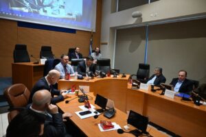 LIVE- Πάτρα: Εκλέγει νέο Προεδρείο το Περιφερειακό Συμβούλιο