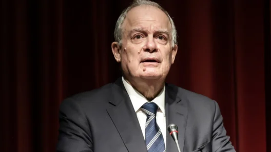Τασούλας για τον θάνατο του Βασίλη Λεβέντη: «Ειλικρινή συλλυπητήρια στην οικογένεια 42 Τασούλας για τον θάνατο του Βασίλη Λεβέντη: «Ειλικρινή συλλυπητήρια στην οικογένεια