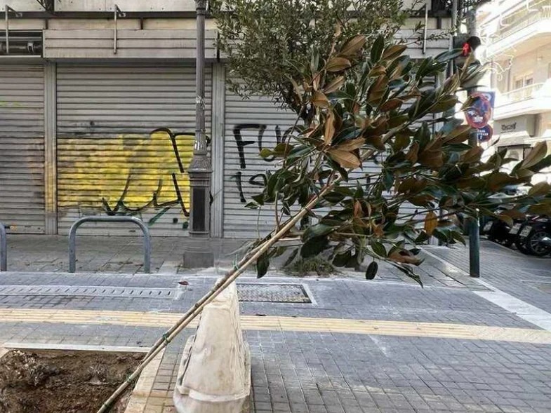 Πάτρα: Τρεις μηνυτήριες αναφορές για βανδαλισμούς σε κοινόχρηστους χώρους - Λαμβάνει τα μέτρα του ο Δήμος για αυθαιρεσίες