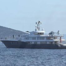 Superyacht «AIR»: Στη Σίφνο η πολυτελής θαλαμηγός του Augusto Perfetti ΒΙΝΤΕΟ 1 Superyacht «AIR»: Στη Σίφνο η πολυτελής θαλαμηγός του Augusto Perfetti ΒΙΝΤΕΟ
