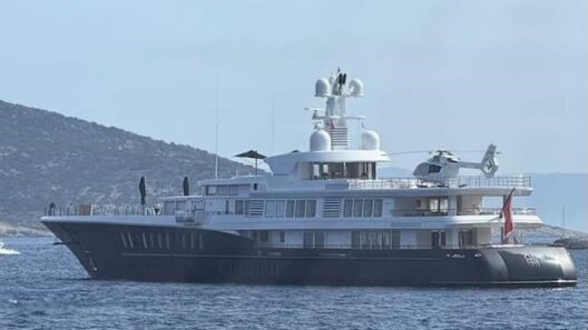 Superyacht «AIR»: Στη Σίφνο η πολυτελής θαλαμηγός του Augusto Perfetti ΒΙΝΤΕΟ 14 Superyacht «AIR»: Στη Σίφνο η πολυτελής θαλαμηγός του Augusto Perfetti ΒΙΝΤΕΟ