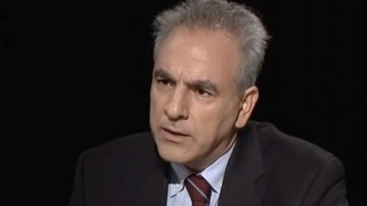 Μαξίμου: Τι απαντά για την φάρσα Ντόκου, από Ρώσους και τις αποκαλύψεις