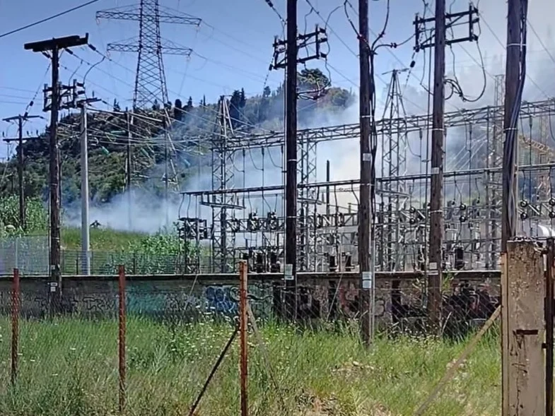 Ζαβλάνι: Φωτιά κοντά στον υποσταθμό της ΔΕΗ